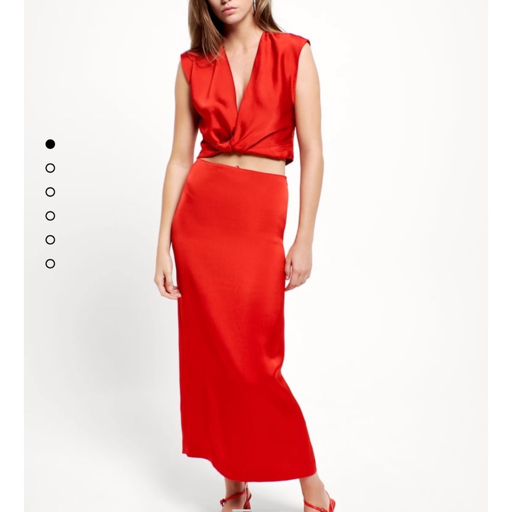 ZARA SATIN EFFECTED SKIRT